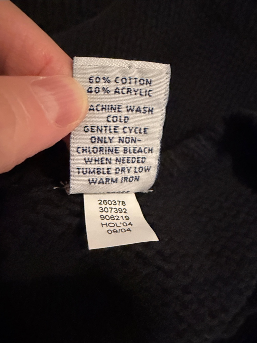 GAP Women's Black V-Neck Knit Sweater - Picture 4 of 5